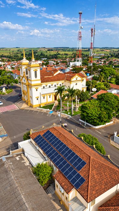 Sistema fotovoltaico instalado em igreja